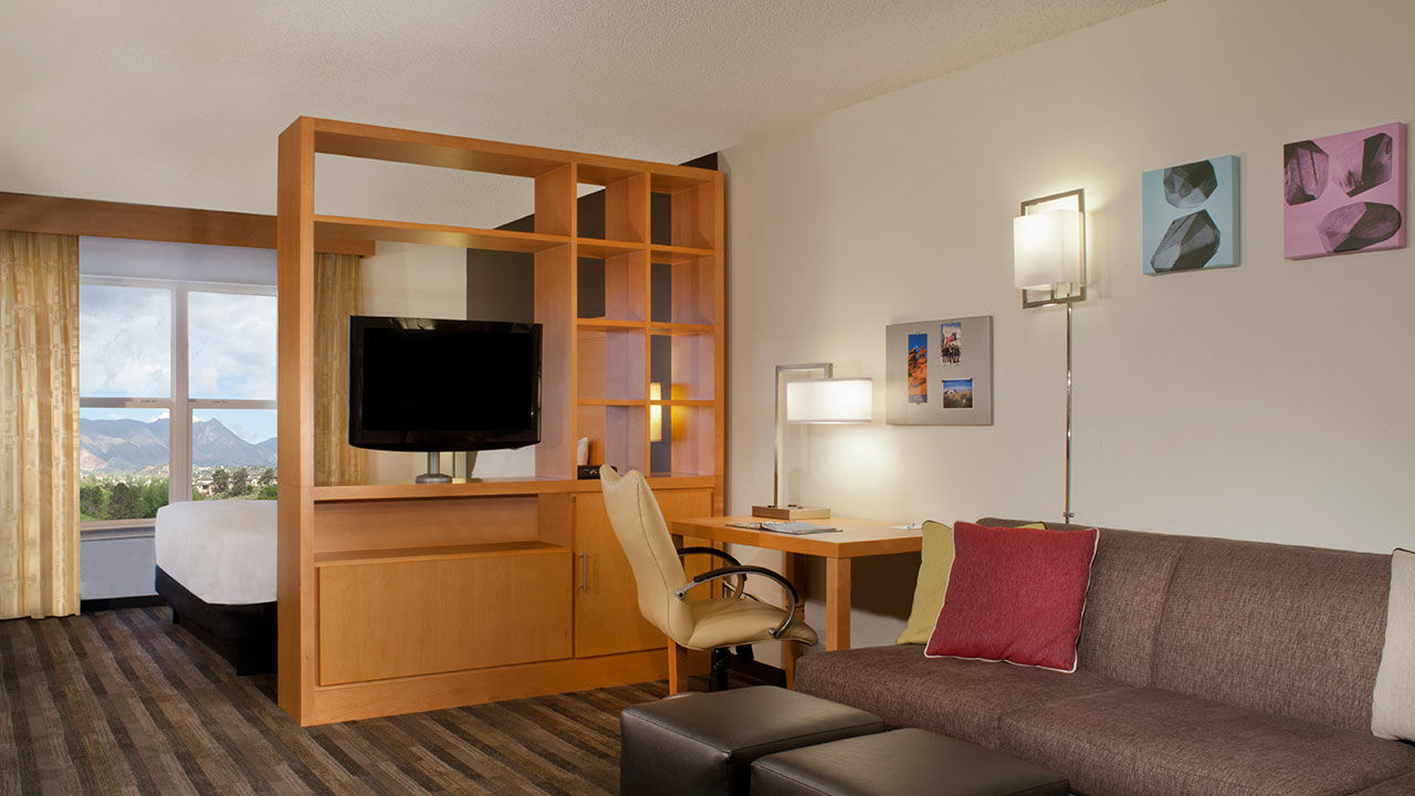Hyatt House - University Village Колорадо Спрингс Екстериор снимка